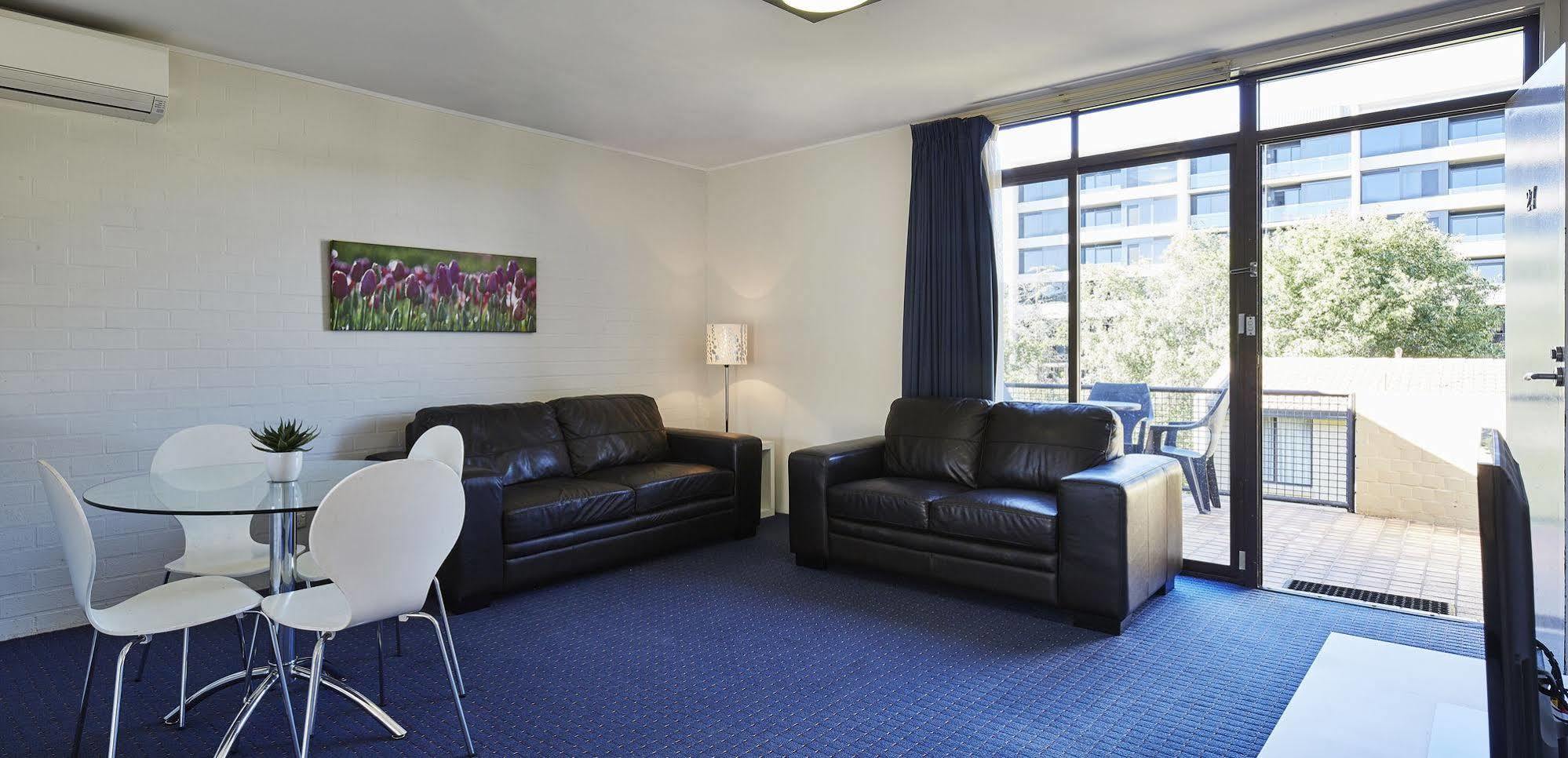 Manuka Park Serviced Apartments Canberra Exterior foto